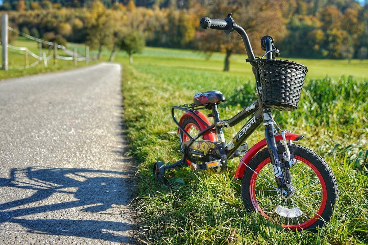 Le meilleur moment pour initier les enfants au vélo sans roulette